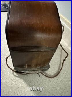 1934 EMERSON Model 32 TABLETOP VINTAGE TUBE RADIO For Parts