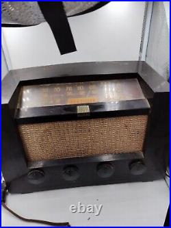 1948 Mid Century Vintage RCA Victor Table Top Tube Radio, Model 8R71 For Parts