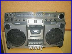 AIWA TPR-820 Stereo Radio Cassette Boombox vintage Parts Or Repairs