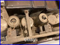 Antique ATWATER KENT 55 55C Vacuum Tube Radio Chasis. Parts Repair