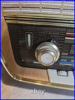 Blaupunkt Riviera 3D German Tube Radio AM FM SW Type 2643 For Parts Or Repair