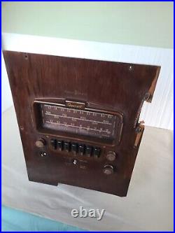 CAPEHART VINTAGE TUBE RADIO, AS IS, For Parts Or Repair Only