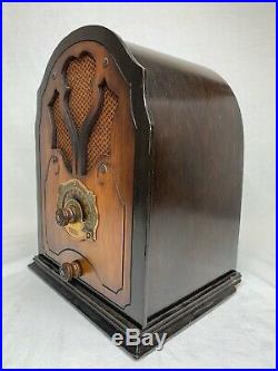 Climax Cathedral Tube Radio Model 4-47 PARTS or REPAIR
