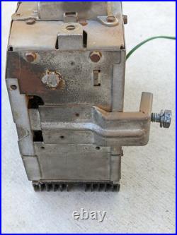 Corvette Original Delco AM Radio Receiver 1963-1964 CORE OR FOR PARTS