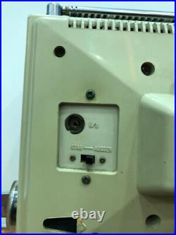 Crown 31 Vintage Transistor TV & FM/AM 2 Band Radio 9TV-304 For Parts