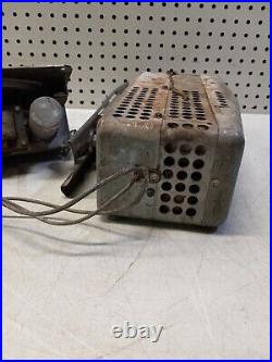Delco Radio 983204 Oldsmobile Deluxe With Speaker VINTAGE UNTESTED PARTS REPAIR