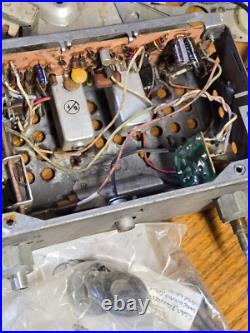 FORD 5TBT RADIO STEREO VINTAGE. Parts