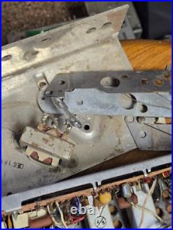 FORD 5TBT RADIO STEREO VINTAGE. Parts