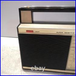 For Parts Sony TR-840 AM/FM Radio Japan Vintage