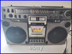 For parts AIWA TPR-820 vintage stereo radio-cassette radio OK mzmr