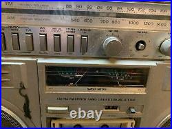 General Electric GE Model 3-5259A AM/FM Stereo VINTAGE FOR PARTS / REPAIR