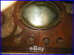 Goodyear Wing Tube Radio 686B Vintage SWithMIDDLE WAVE/BROADCAST Parts or Repair
