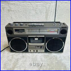 Hitachi Perdisco TRK-8020 Cassette Radio Vintage Japan AS-IS FOR PARTS OR REPAIR