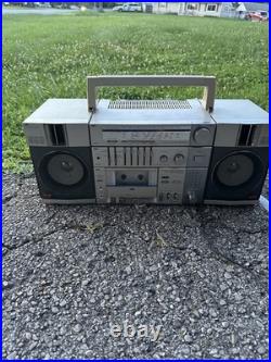 JVC PC-R11JW Vintage Boombox Parts Or Repair. Radio Working Tape Player Some