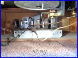 John Meck PX-5C5-EW19 Phono Turntable Trailblazer Tube Radio Vtg Parts BROKEN