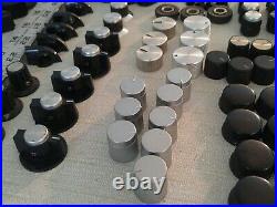 LOT of 300 Vintage Electronics & Radio Knobs Controls Pointers Parts