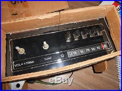 NOS Vintage NEW In Box 1970s 1980s Mopar Chrysler Factory AM Radio 4048861