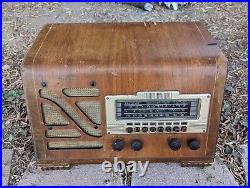 PHILCO TUBE RADIO 40-150 3 band wood SHORTWAVE antique SLANT FACE parts