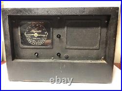 RARE ANTIQUE VINTAGE MAJESTIC MODEL G1-426 CH Tube Radio For Parts or Repair