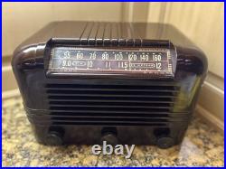 RCA Radiola 61-10 Tube Radio 1946 Bakelite AM Shortwave Parts Restore Vintage