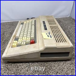 Radio Shack Tandy TRS-80 Color Computer 3 128K 26-3334 Vintage FOR PARTS AS IS