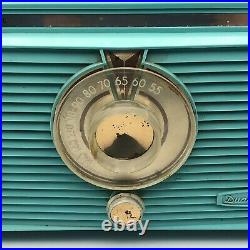 Rare General Electric Turquoise T107-B Tube Radio For Parts Repair Vintage B7