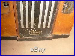 Rare & Vintage Deluxe Superheterodyne Masterpiece tube radio 1731 for Parts