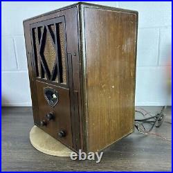 Rare Vintage Fada Tube AM Radio. 14x17 Face. Parts