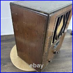 Rare Vintage Fada Tube AM Radio. 14x17 Face. Parts