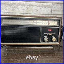 SHARP FM-22 AM FM Solid State Radio Vintage Transistor For Parts Japan