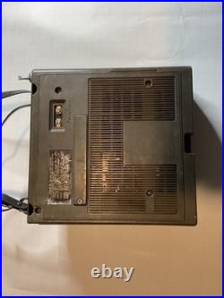 SONY FM/MWithSW 5 Band Receiver Model ICF-5900W Shortwave Radio FOR PARTS/REPAIR