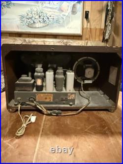 Silvertone Push Button Tube Radio Model 6122 PARTS OR REPAIR