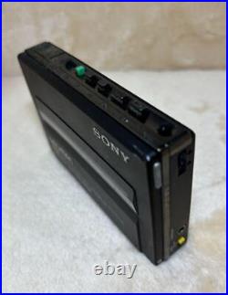 Sony WM-150 Walkman Cassette Player For-Parts Not-Tested Japan