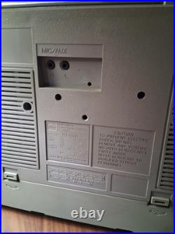 Toshiba BomBeat DR-02 Vintage 80s Boombox Cassette Player FOR PARTS/REPAIR