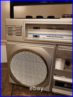 VINTAGE 1980's KASUGA KC-7000FS GHETTO BLASTER BOOMBOX RADIO PARTS REPAIR READ