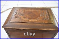 VINTAGE EMERSON TUBE RADIO IN WOODEN TREASURE CHEST Carved FOR REPAIR OR PARTS