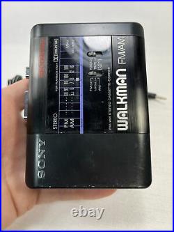 VINTAGE Sony Walkman AM/FM WM F66/ F76 parts not working w adaptor speaker read