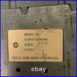 VTG Chrysler Mark Car Radio Push Button AM FM Model 4048562 AS IS Parts Repair