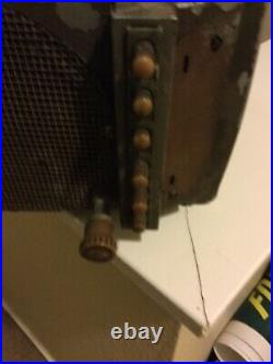 Vintage 1930's 1940's DCPD Car Radio, All Knobs And Buttons For Parts Only