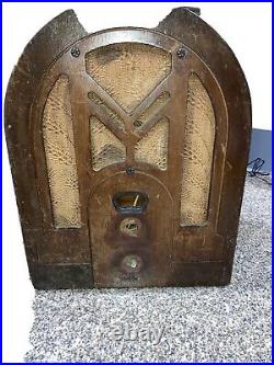 Vintage 1930s RCA Victor Model 4T Cathedral Radio For Restoration/ Parts