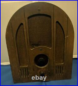 Vintage 1935 RCA T4-8A Cathedral Table Tube Radio PARTS/REPAIRS FREE SHIPPING