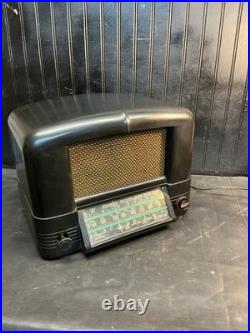Vintage 1940s RCA Victor 691 Table Top Bakelite Tube Radio -PARTS REPAIR