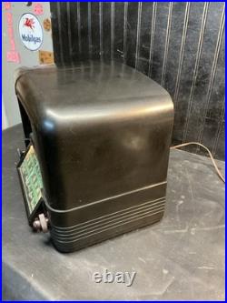 Vintage 1940s RCA Victor 691 Table Top Bakelite Tube Radio -PARTS REPAIR
