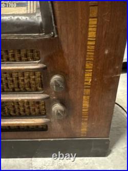 Vintage 1941 PHILCO table top Radio Model 42-124 code 121 For Parts