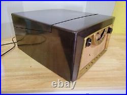 Vintage 1950's Admiral Model 5D32B Radio Record Player Bakelite PARTS OR REPAIR