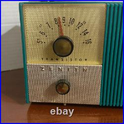 Vintage 1950s ZENITH Royal 900 Turquoise Transistor Radio for Parts / Untested