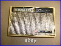Vintage 1970s Bulova SUPER 7 TRANSISTOR RADIO model 890 For Parts Not Working