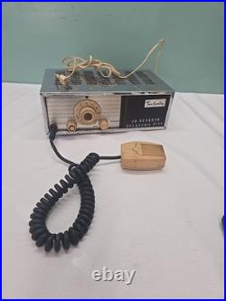 Vintage 70's Town & Country Cb Radio MODEL MC 27 FOR PARTS POWERS ON
