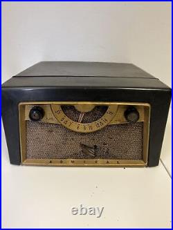 Vintage Admiral Record Player AM Radio Tabletop Model 5D31 Parts Or Repair