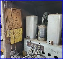 Vintage Antique -Philco -41-255 Tube, 3 Band Radio -For Parts or Repair READ